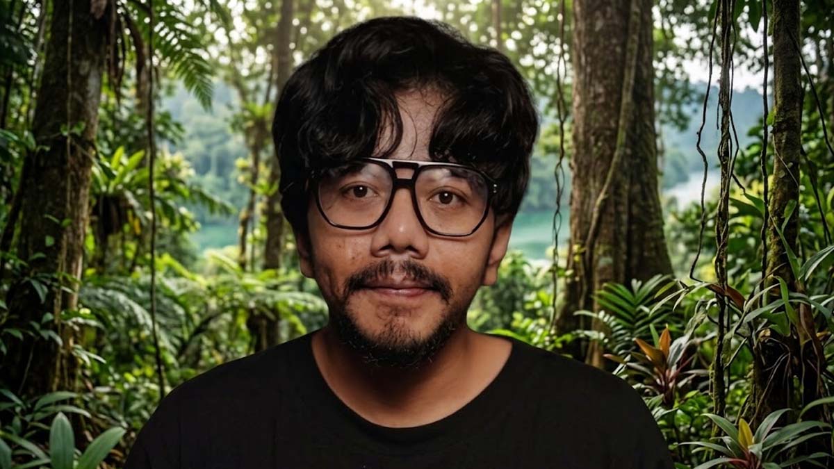 Influencer Ferry Irwandy Mengajak Masyarakat Beli Lahan Hutan